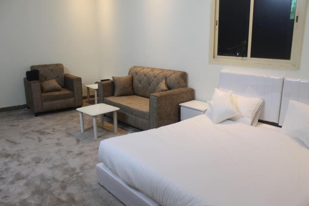 خاصة للعائلات فقط Apartment